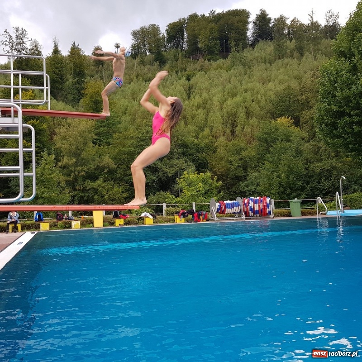 Zdjęcie w galerii na portalu naszraciborz.pl: Zawodnicy Victorii na podium mityngu pływackiego w Werdohl [FOTO] wiadomości z regionu