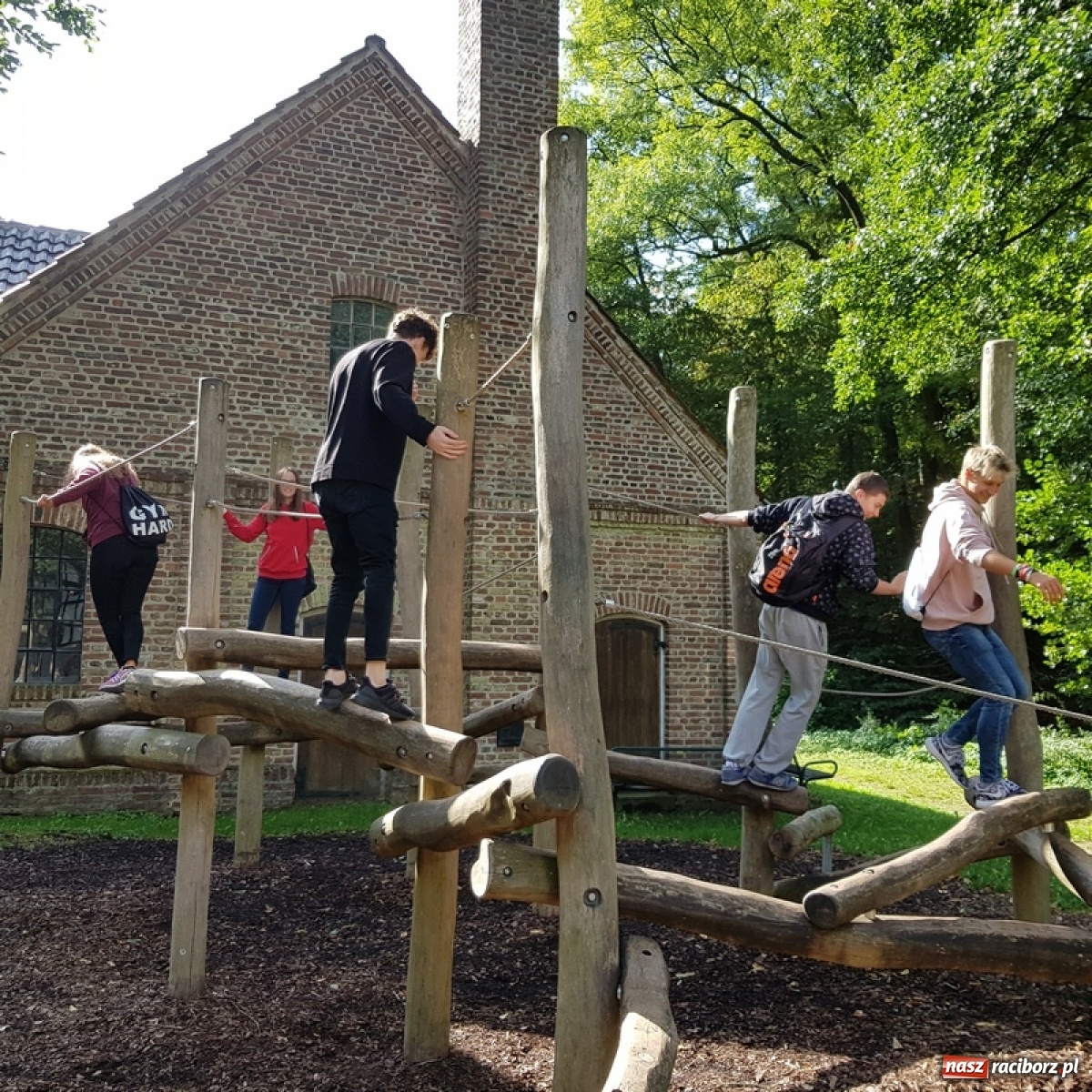 Zdjęcie w galerii na portalu naszraciborz.pl: Zawodnicy Victorii na podium mityngu pływackiego w Werdohl [FOTO] wiadomości z regionu