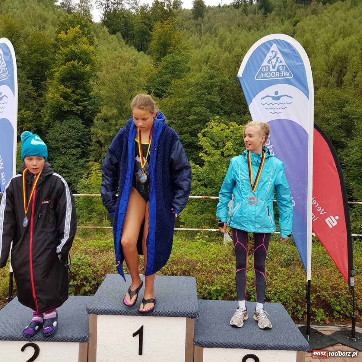 Zdjęcie w galerii na portalu naszraciborz.pl: Zawodnicy Victorii na podium mityngu pływackiego w Werdohl [FOTO] wiadomości z regionu