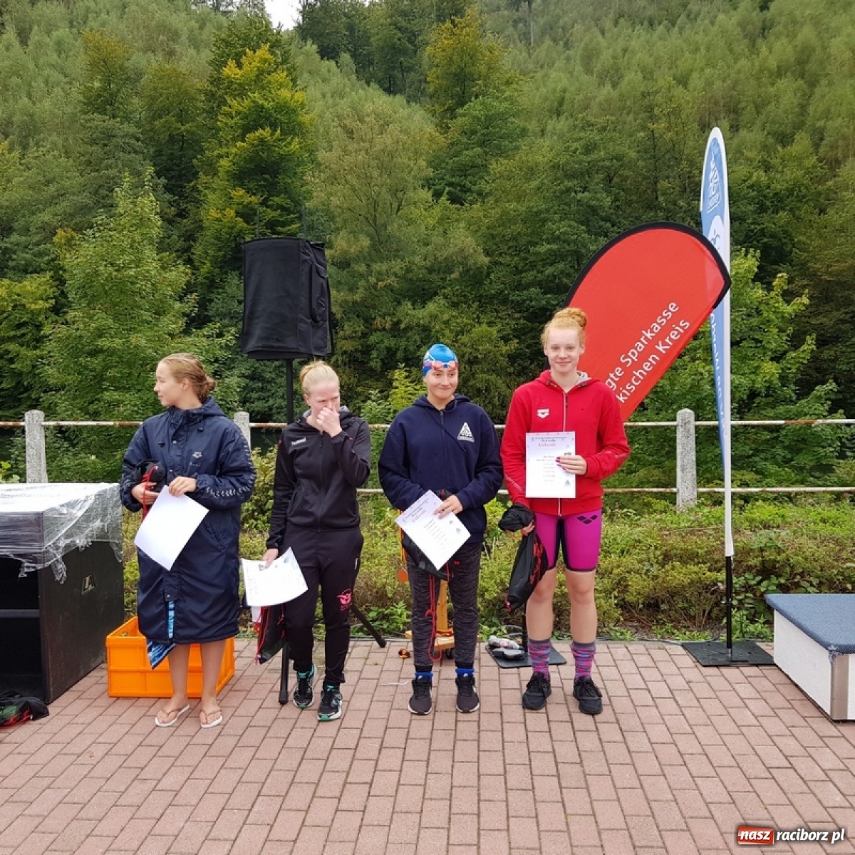Zdjęcie w galerii na portalu naszraciborz.pl: Zawodnicy Victorii na podium mityngu pływackiego w Werdohl [FOTO] wiadomości z regionu