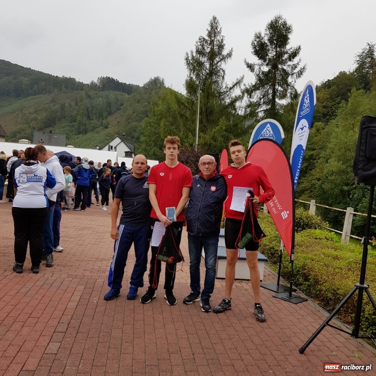 Zdjęcie w galerii na portalu naszraciborz.pl: Zawodnicy Victorii na podium mityngu pływackiego w Werdohl [FOTO] wiadomości z regionu