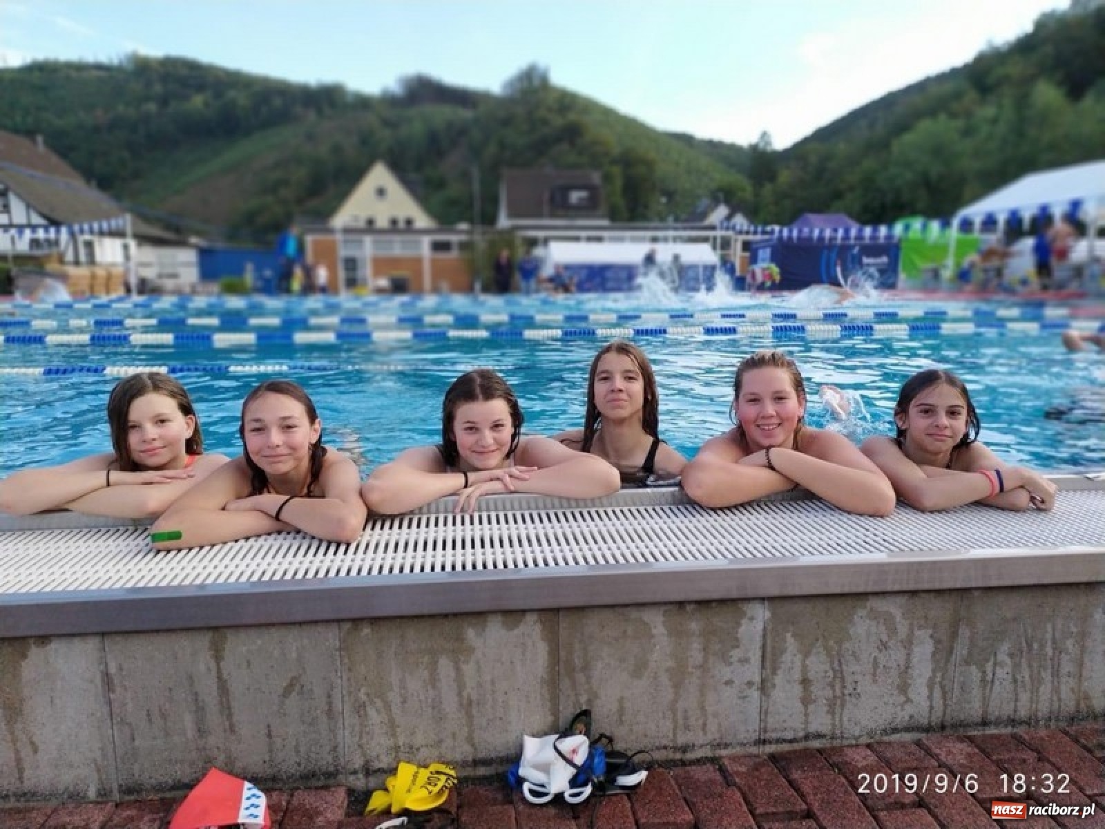 Zdjęcie w galerii na portalu naszraciborz.pl: Zawodnicy Victorii na podium mityngu pływackiego w Werdohl [FOTO] wiadomości z regionu