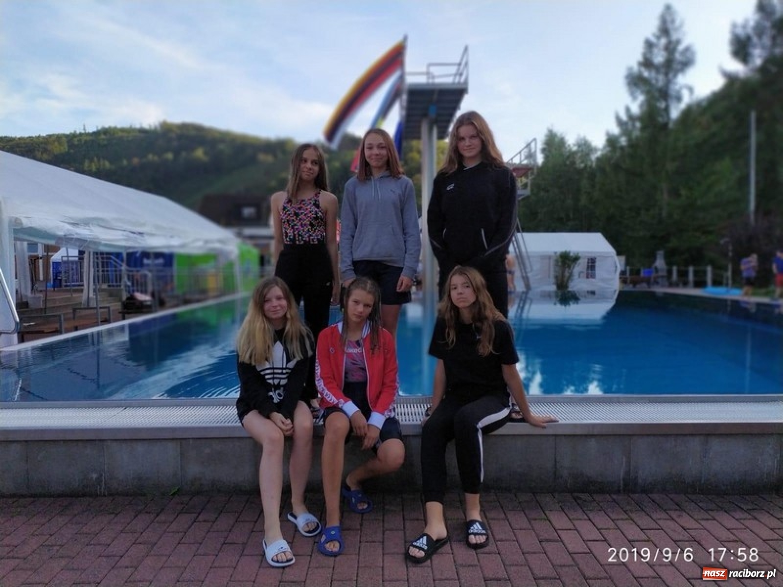 Zdjęcie w galerii na portalu naszraciborz.pl: Zawodnicy Victorii na podium mityngu pływackiego w Werdohl [FOTO] wiadomości z regionu