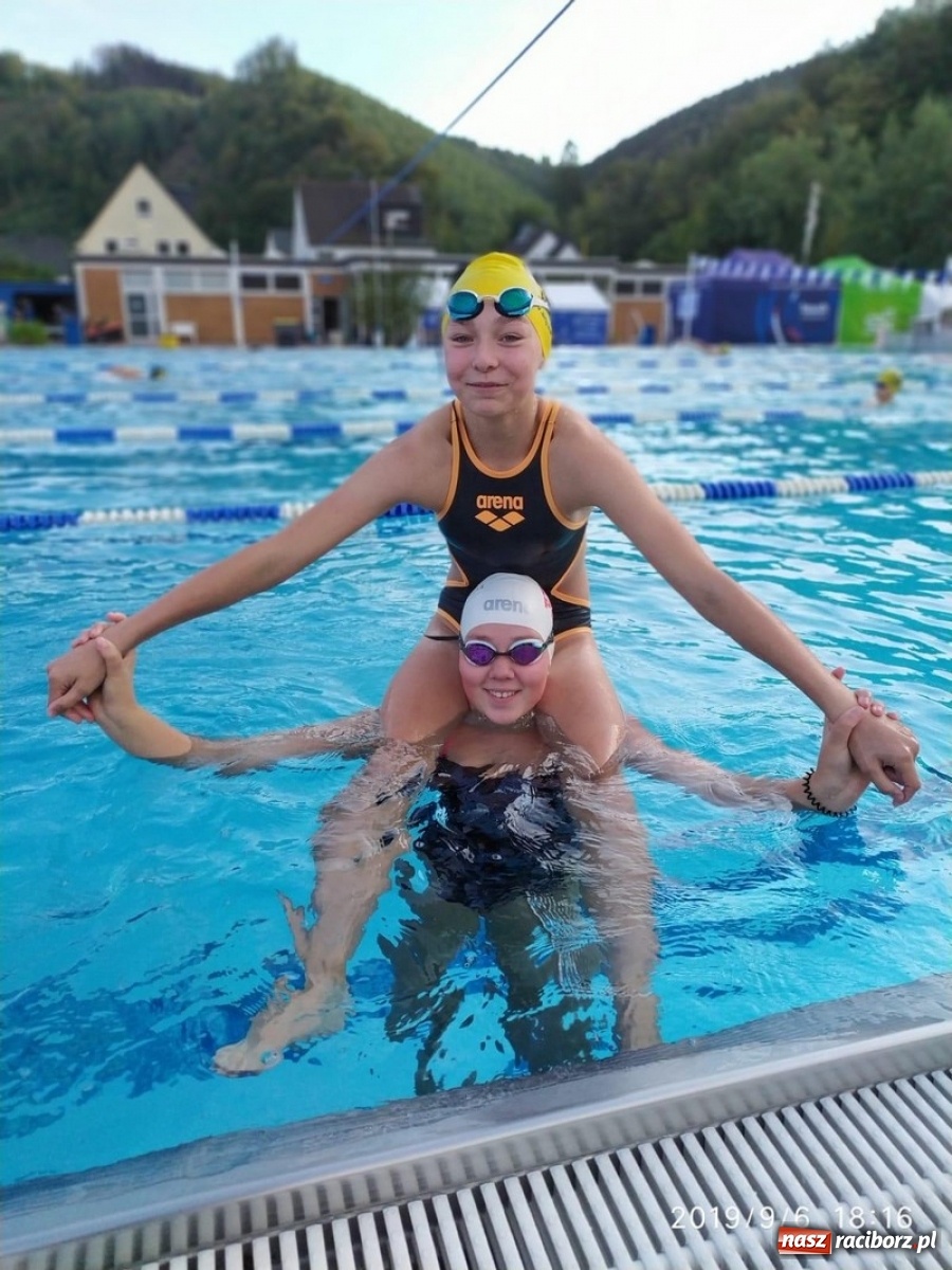 Zdjęcie w galerii na portalu naszraciborz.pl: Zawodnicy Victorii na podium mityngu pływackiego w Werdohl [FOTO] wiadomości z regionu