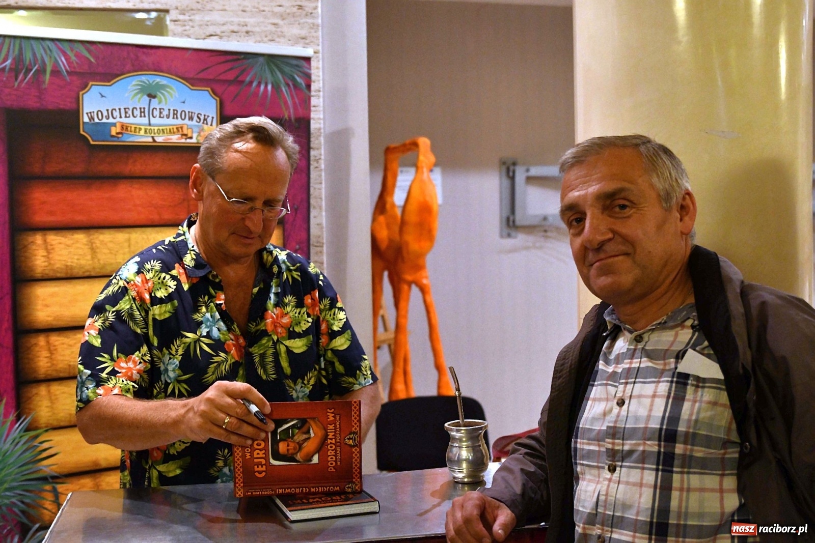 Zdjęcie w galerii na portalu naszraciborz.pl: Prawo dżungli. Wojciech Cejrowski w Raciborzu [FOTO] wiadomości z regionu