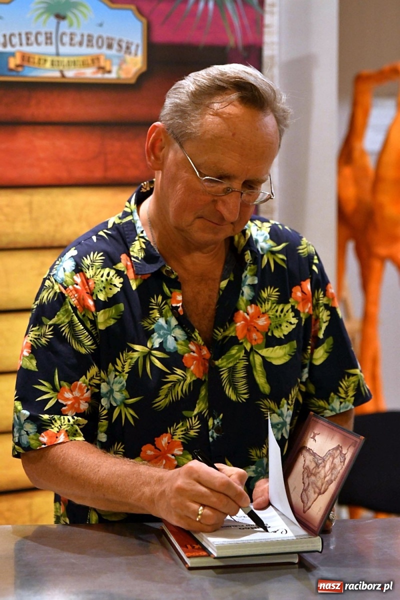 Zdjęcie w galerii na portalu naszraciborz.pl: Prawo dżungli. Wojciech Cejrowski w Raciborzu [FOTO] wiadomości z regionu