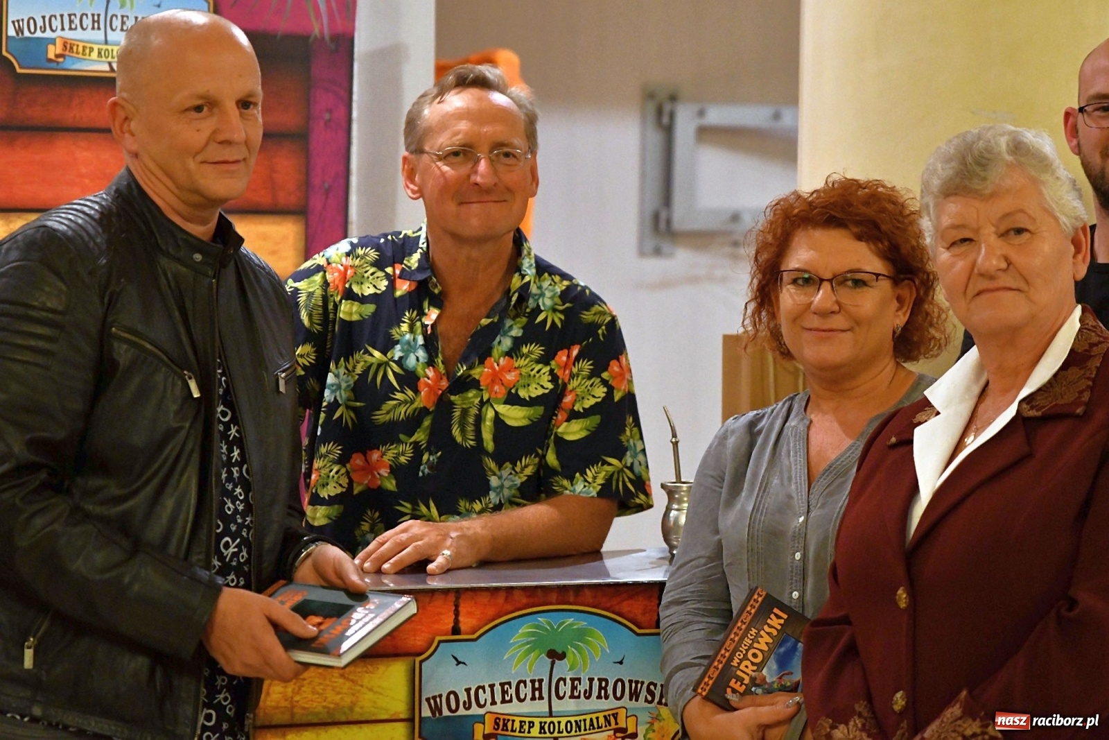 Zdjęcie w galerii na portalu naszraciborz.pl: Prawo dżungli. Wojciech Cejrowski w Raciborzu [FOTO] wiadomości z regionu