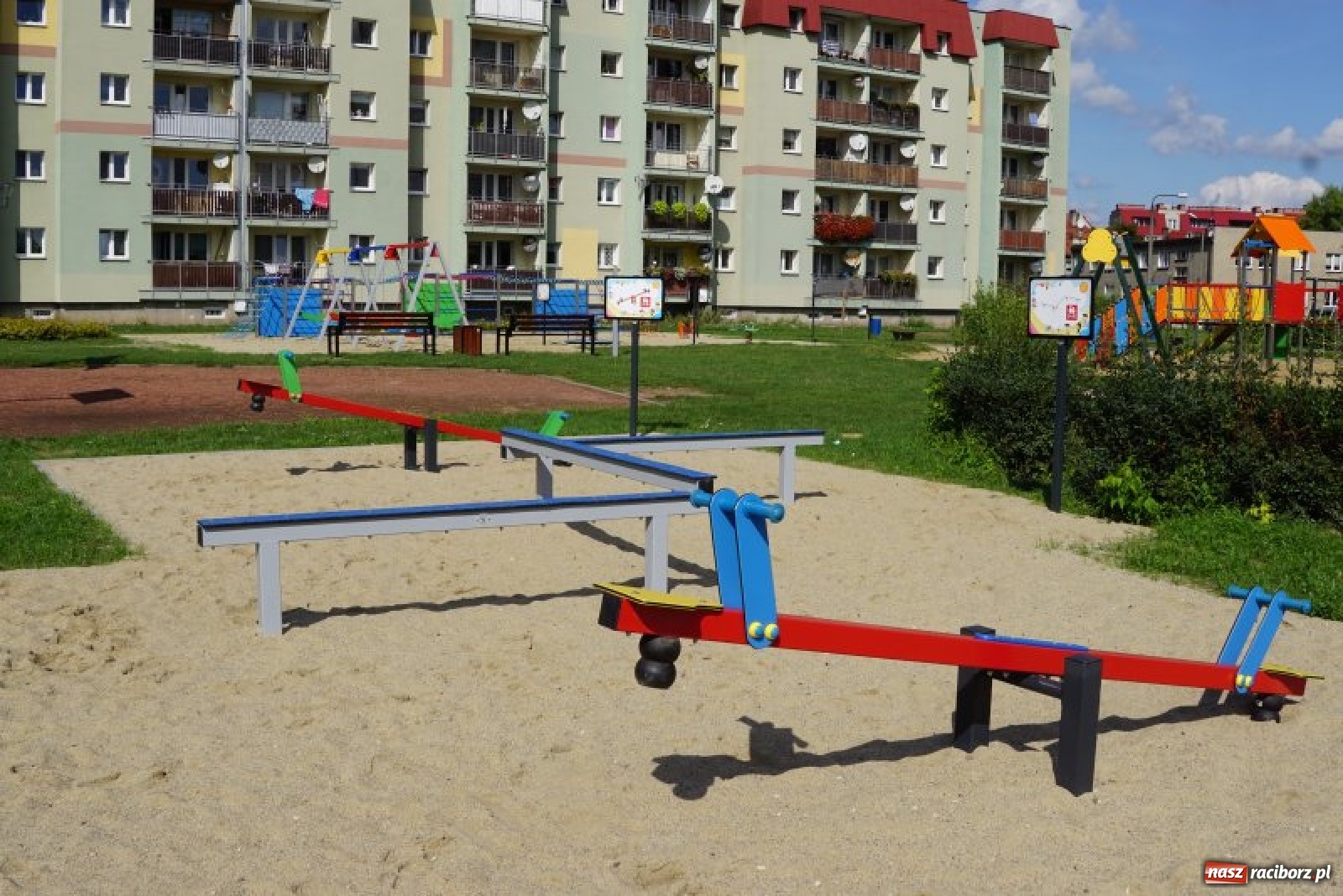 Zdjęcie w galerii na portalu naszraciborz.pl: W Raciborzu powstał nowy plac zabaw [FOTO] wiadomości z regionu