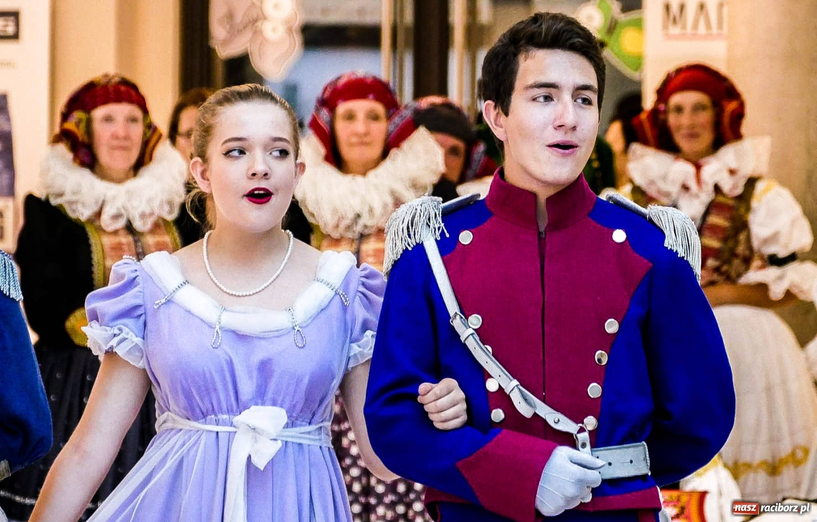 Zdjęcie w galerii na portalu naszraciborz.pl: ZPiT Strzecha. Z przytupem w nowy sezon artystyczny [FOTO] wiadomości z regionu