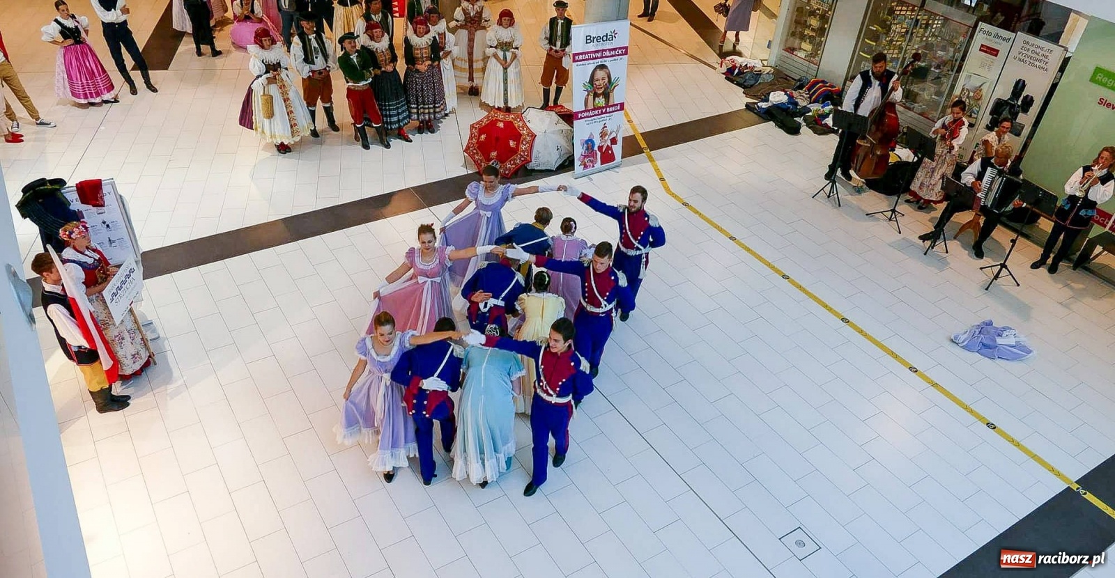 Zdjęcie w galerii na portalu naszraciborz.pl: ZPiT Strzecha. Z przytupem w nowy sezon artystyczny [FOTO] wiadomości z regionu