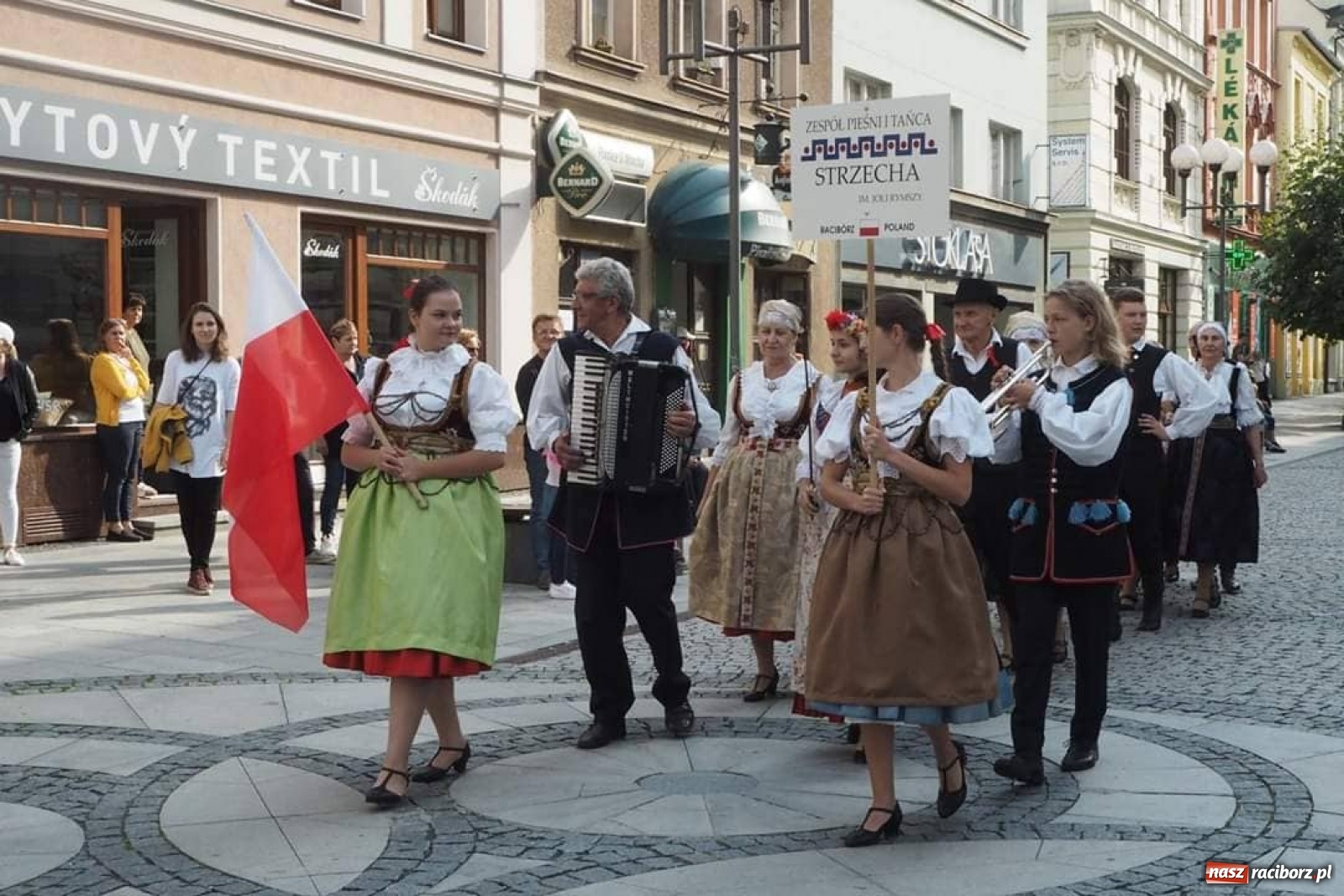 Zdjęcie w galerii na portalu naszraciborz.pl: ZPiT Strzecha. Z przytupem w nowy sezon artystyczny [FOTO] wiadomości z regionu