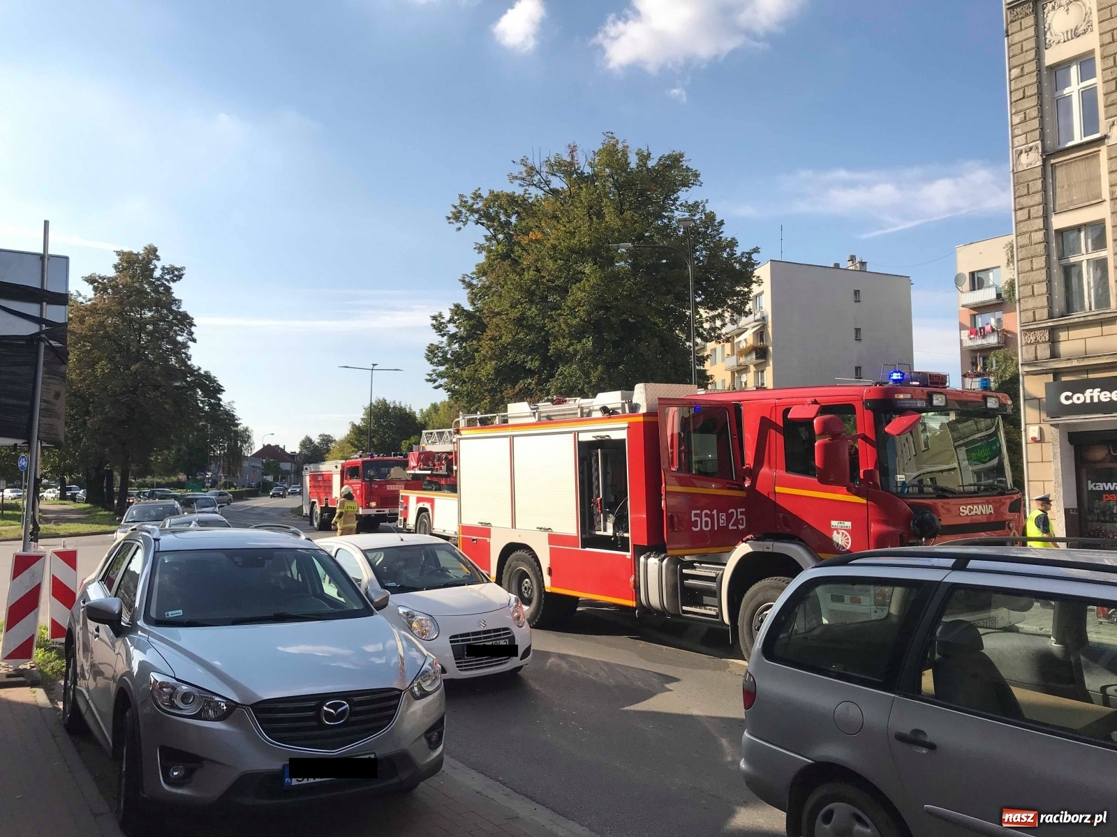 Zdjęcie w galerii na portalu naszraciborz.pl: Dwa wyjazdy pod rząd. Straż na Żorskiej i Opawskiej  wiadomości z regionu