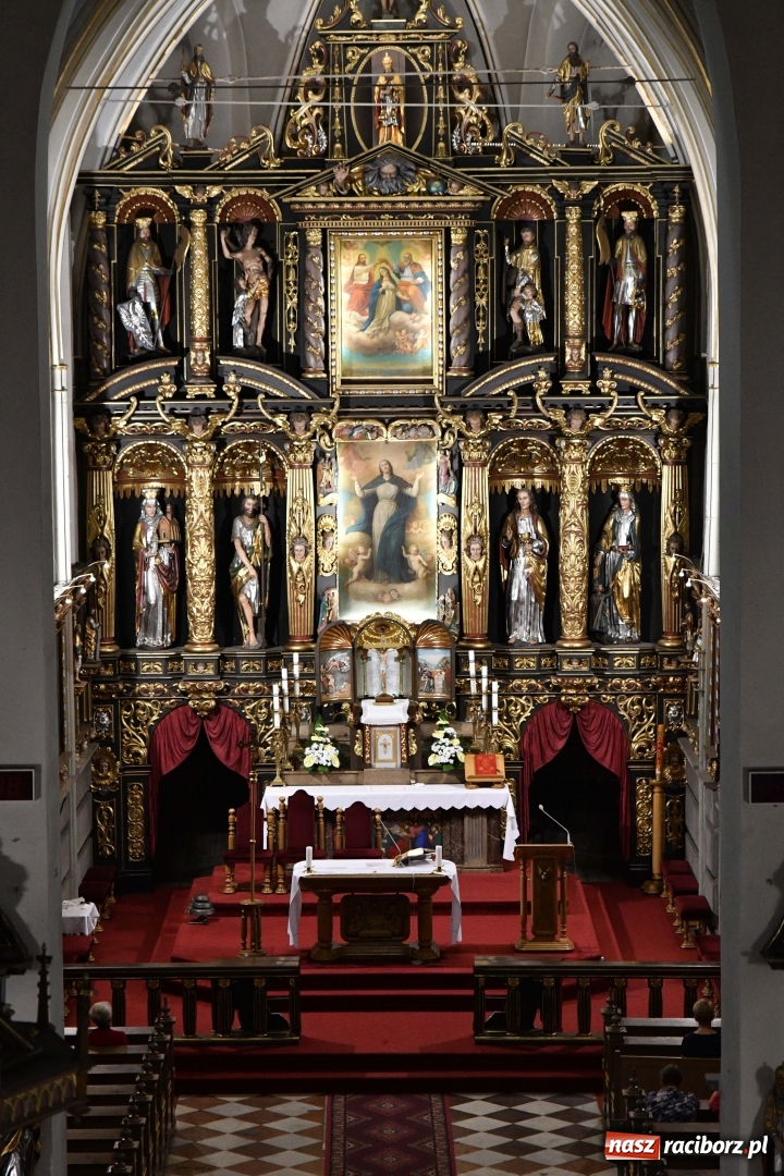 Zdjęcie w galerii na portalu naszraciborz.pl: Dni Muzyki Organowej. Arkadiusz Popławski wystąpił w kościele farnym  wiadomości z regionu
