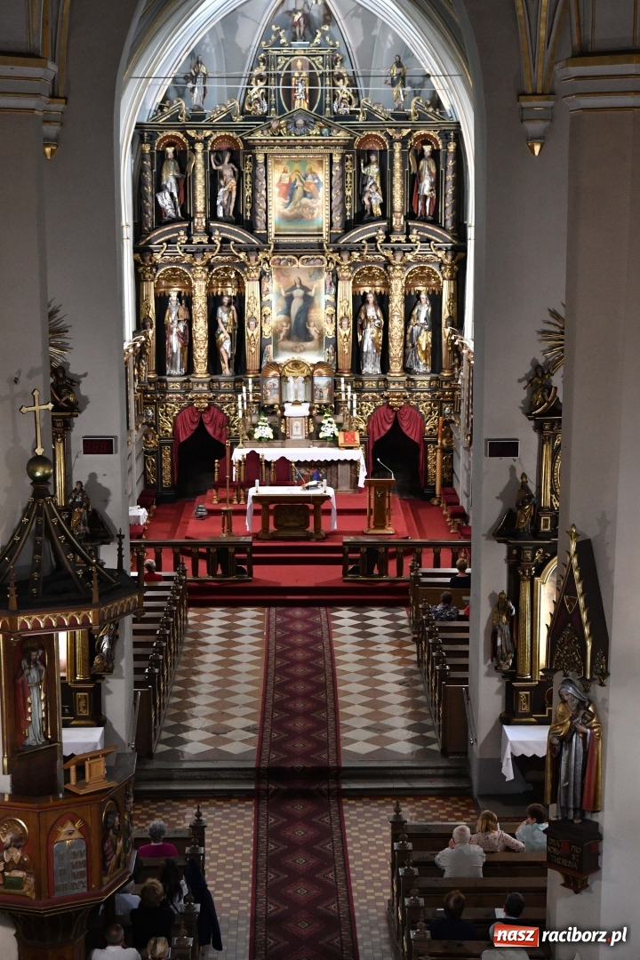 Zdjęcie w galerii na portalu naszraciborz.pl: Dni Muzyki Organowej. Arkadiusz Popławski wystąpił w kościele farnym  wiadomości z regionu