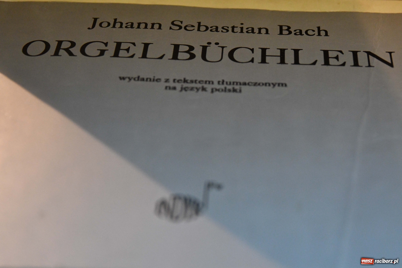 Zdjęcie w galerii na portalu naszraciborz.pl: Dni Muzyki Organowej. Arkadiusz Popławski wystąpił w kościele farnym  wiadomości z regionu