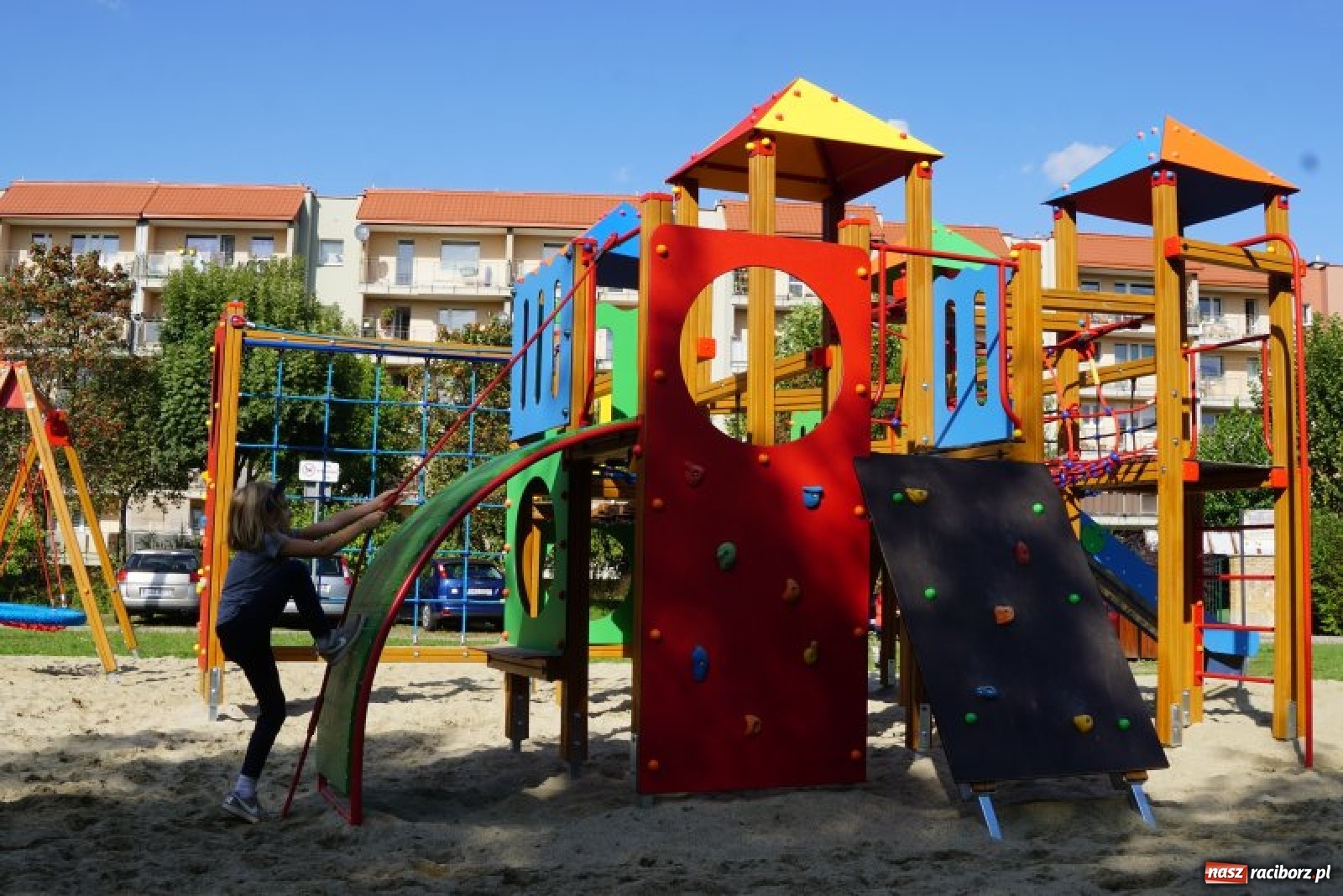 Zdjęcie w galerii na portalu naszraciborz.pl: Nowe miejsce zabaw dla najmłodszych [FOTO] wiadomości z regionu