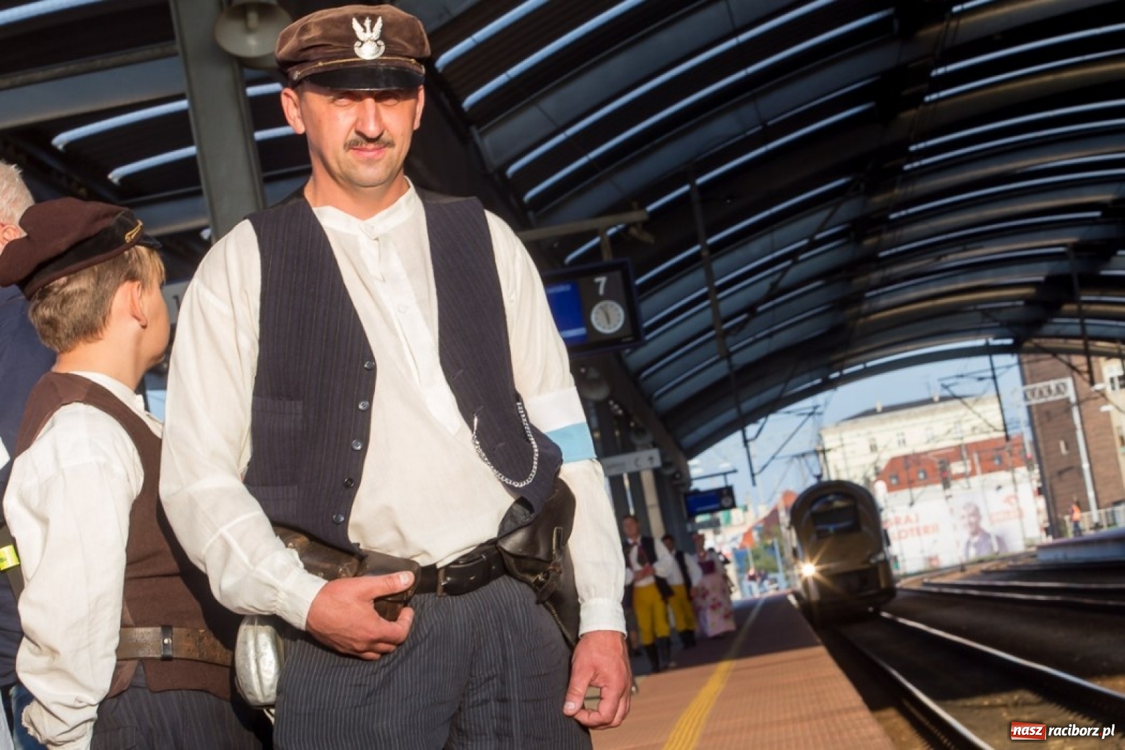 Zdjęcie w galerii na portalu naszraciborz.pl: Powstaniec Śląski wyruszył w trasę [FOTO] wiadomości z regionu