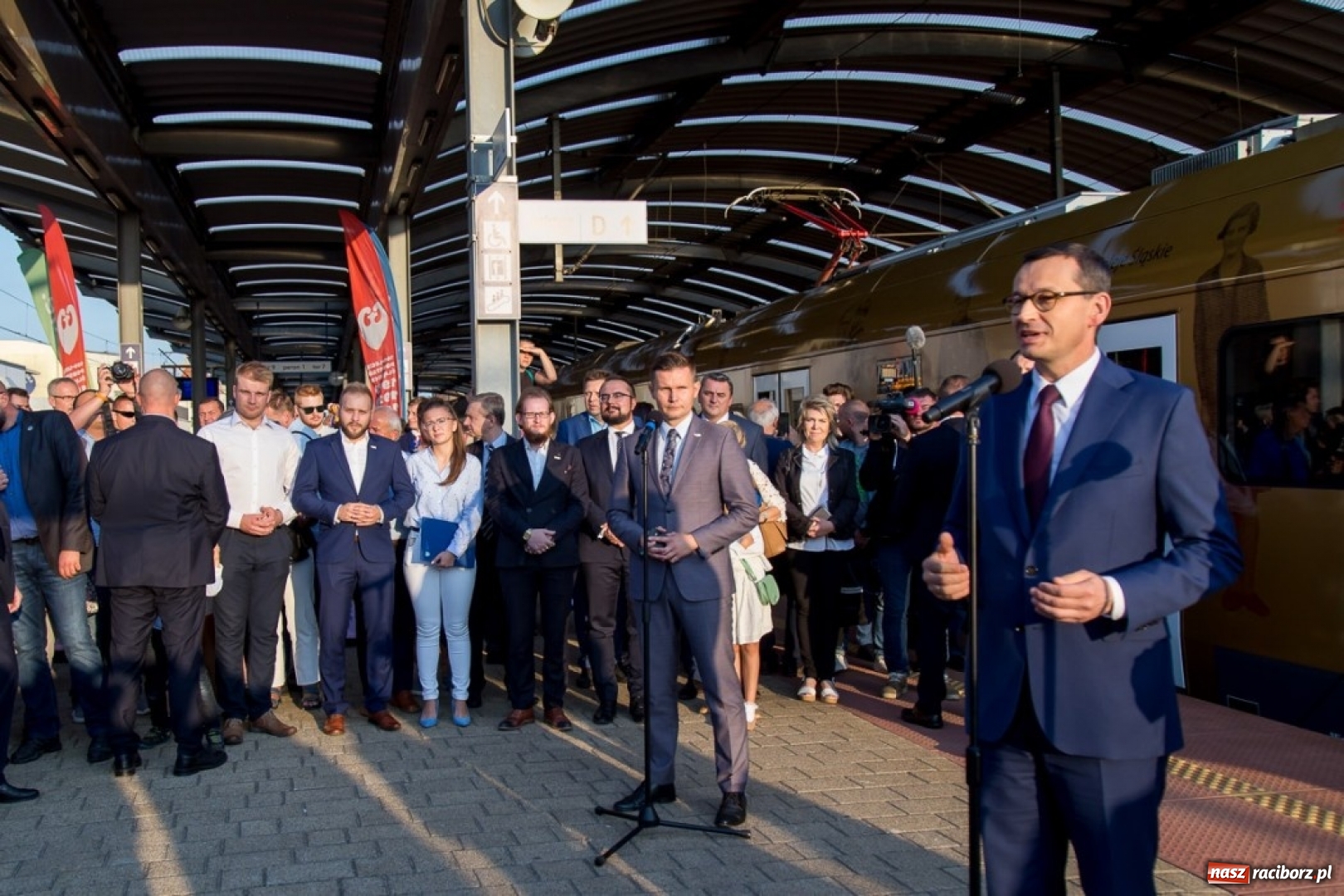 Zdjęcie w galerii na portalu naszraciborz.pl: Powstaniec Śląski wyruszył w trasę [FOTO] wiadomości z regionu
