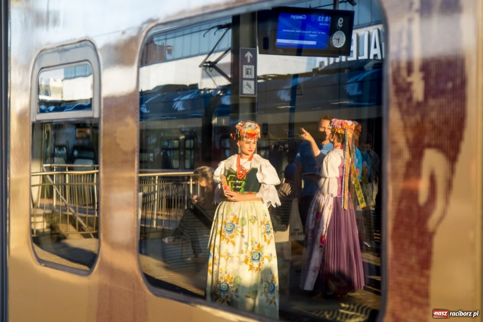 Zdjęcie w galerii na portalu naszraciborz.pl: Powstaniec Śląski wyruszył w trasę [FOTO] wiadomości z regionu