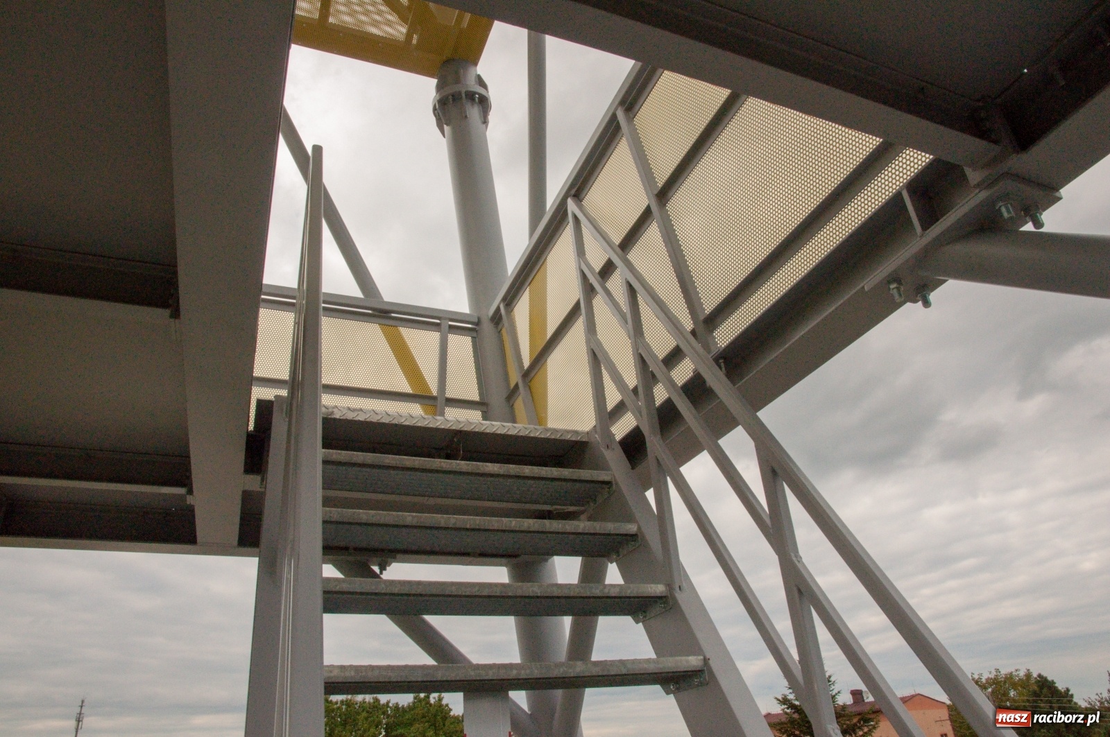 Zdjęcie w galerii na portalu naszraciborz.pl: Wieża widokowa w Pogrzebieniu już otwarta. Zobaczcie, co z niej widać [FOTO]  wiadomości z regionu