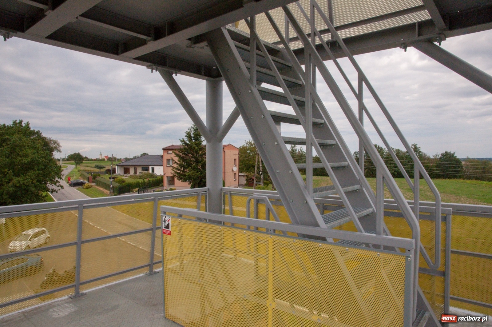 Zdjęcie w galerii na portalu naszraciborz.pl: Wieża widokowa w Pogrzebieniu już otwarta. Zobaczcie, co z niej widać [FOTO]  wiadomości z regionu