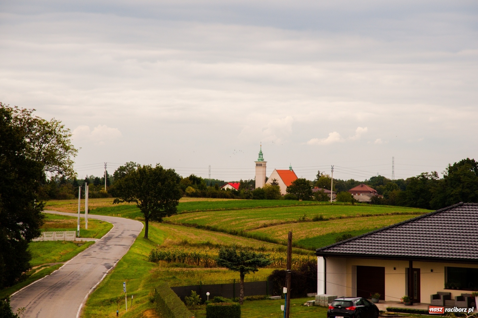Zdjęcie w galerii na portalu naszraciborz.pl: Wieża widokowa w Pogrzebieniu już otwarta. Zobaczcie, co z niej widać [FOTO]  wiadomości z regionu