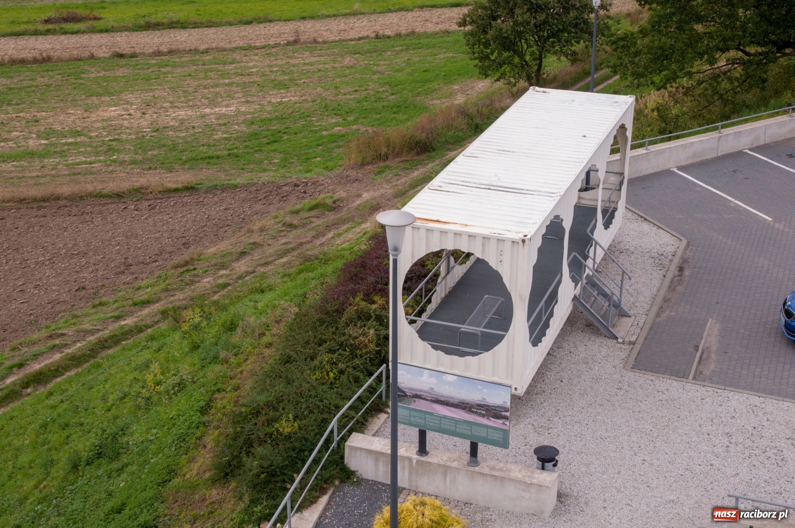 Zdjęcie w galerii na portalu naszraciborz.pl: Wieża widokowa w Pogrzebieniu już otwarta. Zobaczcie, co z niej widać [FOTO]  wiadomości z regionu