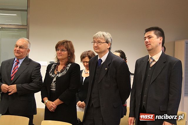 Zdjęcie w galerii na portalu naszraciborz.pl: Przyjaźń ukraińsko-raciborska podpisana wiadomości z regionu