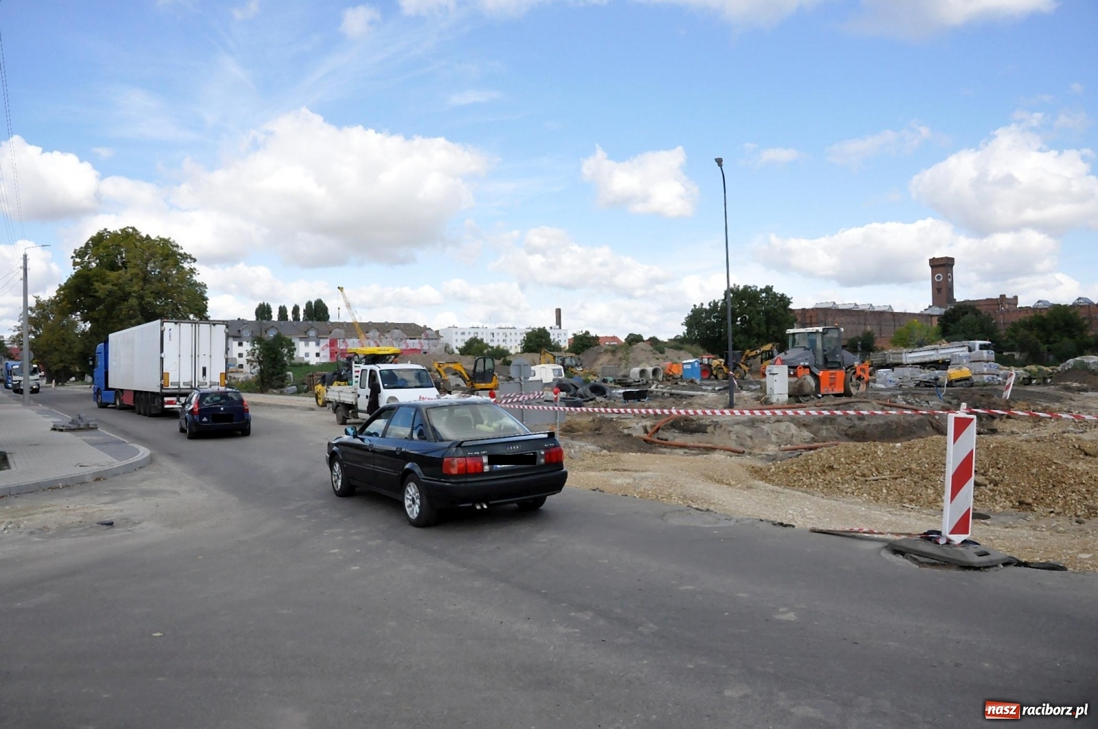 Zdjęcie w galerii na portalu naszraciborz.pl: Co dalej z Łąkową-Kościuszki? Termin przekroczony, droga rozkopana!  wiadomości z regionu