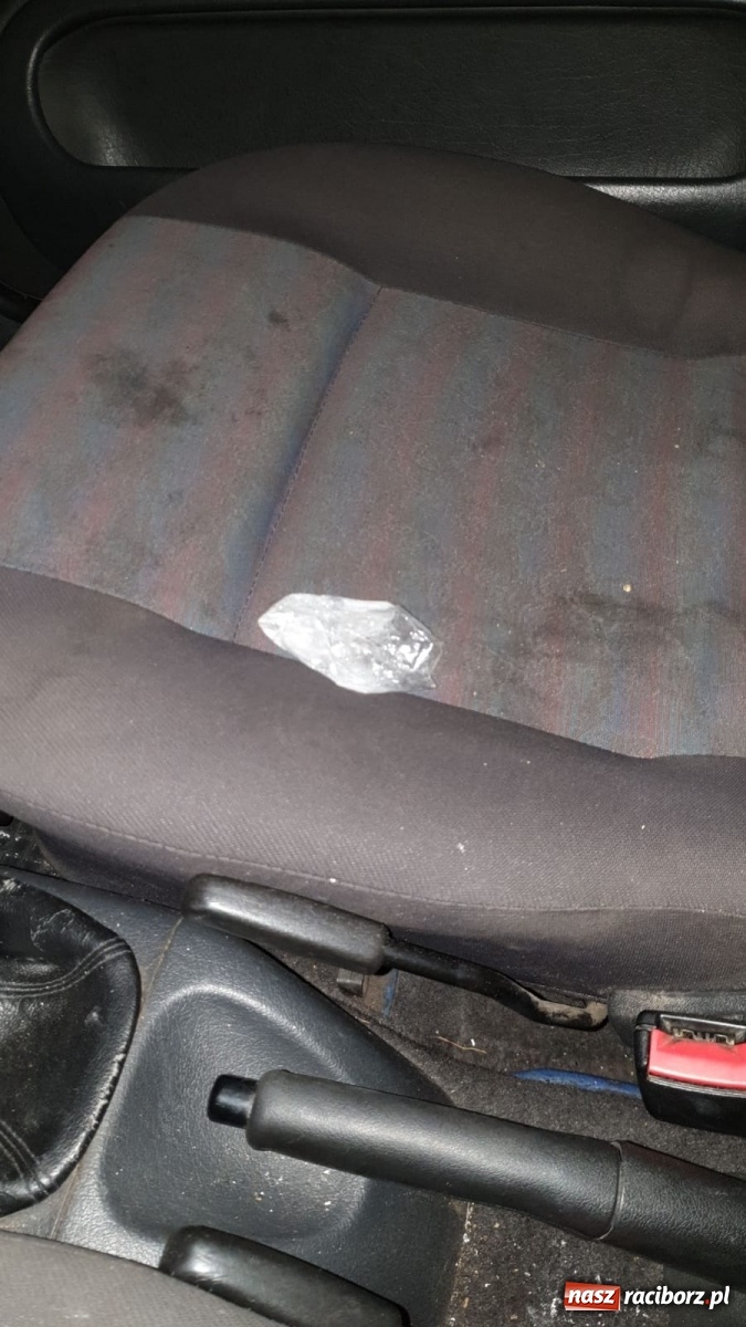 Zdjęcie w galerii na portalu naszraciborz.pl: Nocny pościg na Ostrogu. Sceny jak z filmu kryminalnego [FOTO]  wiadomości z regionu