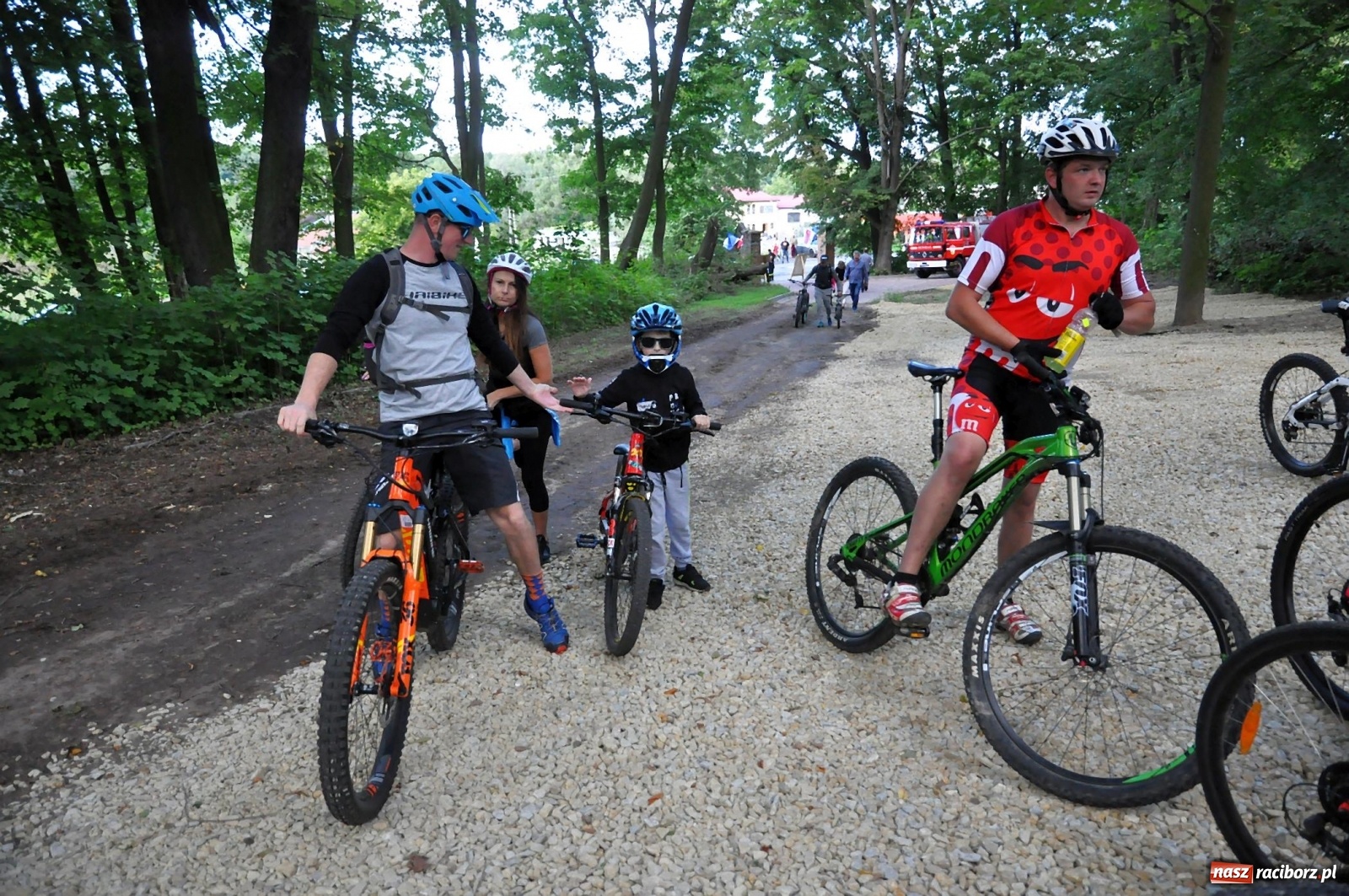 Zdjęcie w galerii na portalu naszraciborz.pl: Wielka rekonstrukcja walki o pałac w Rzuchowie wiadomości z regionu