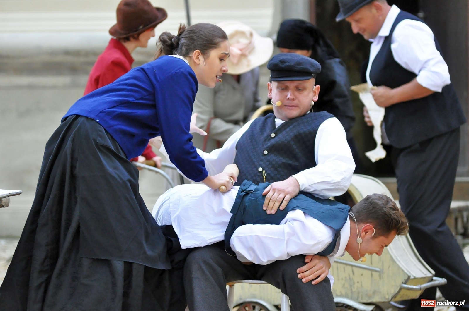 Zdjęcie w galerii na portalu naszraciborz.pl: Wielka rekonstrukcja walki o pałac w Rzuchowie wiadomości z regionu