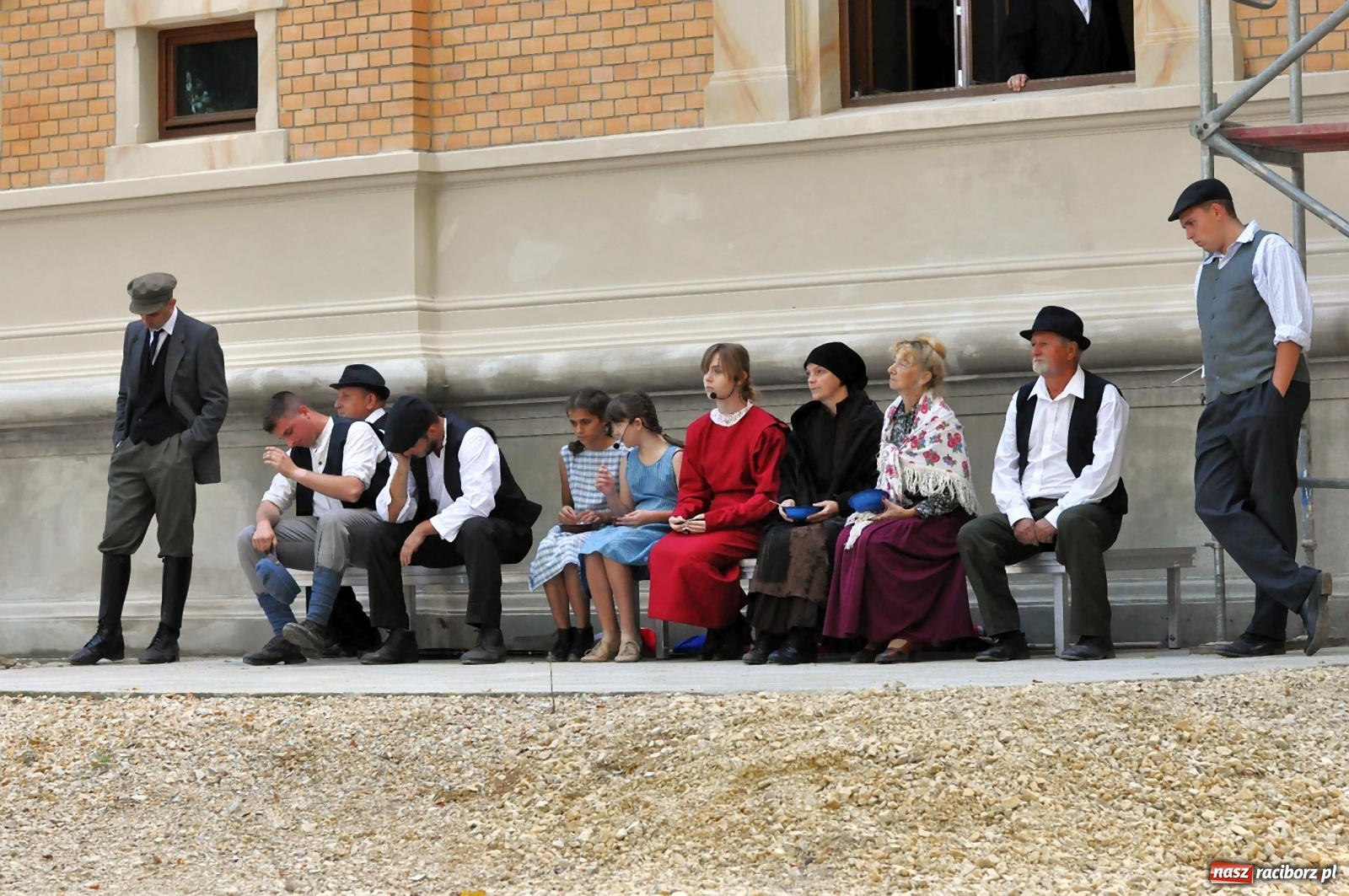 Zdjęcie w galerii na portalu naszraciborz.pl: Wielka rekonstrukcja walki o pałac w Rzuchowie wiadomości z regionu