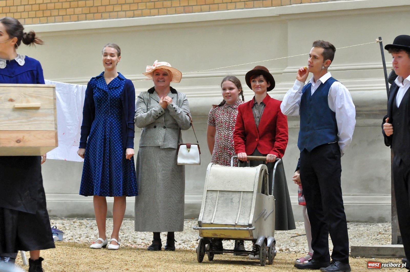 Zdjęcie w galerii na portalu naszraciborz.pl: Wielka rekonstrukcja walki o pałac w Rzuchowie wiadomości z regionu