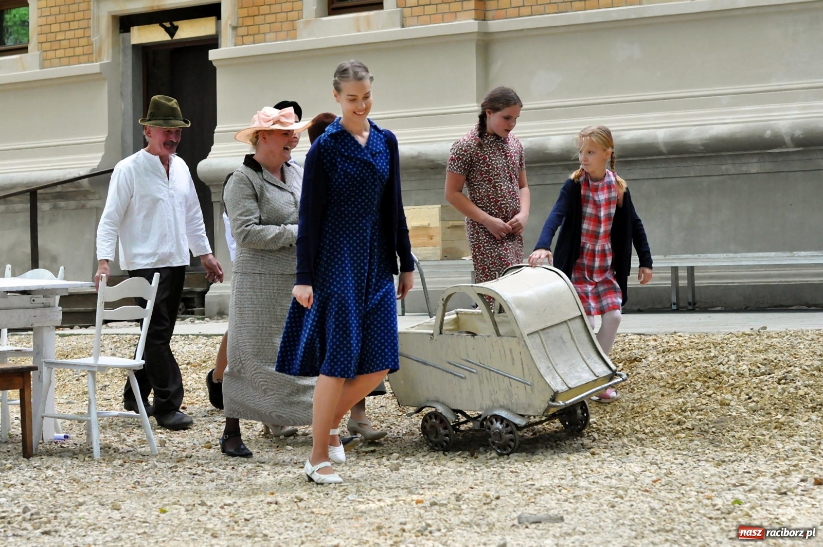Zdjęcie w galerii na portalu naszraciborz.pl: Wielka rekonstrukcja walki o pałac w Rzuchowie wiadomości z regionu
