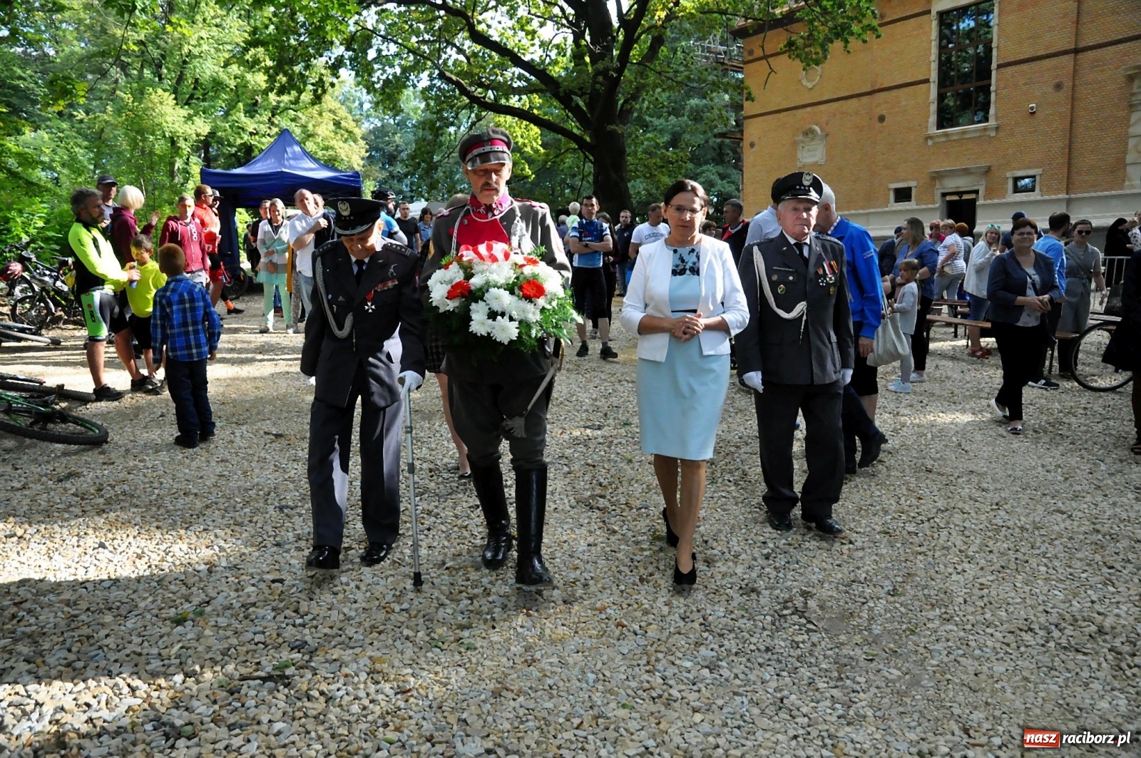 Zdjęcie w galerii na portalu naszraciborz.pl: Wielka rekonstrukcja walki o pałac w Rzuchowie wiadomości z regionu