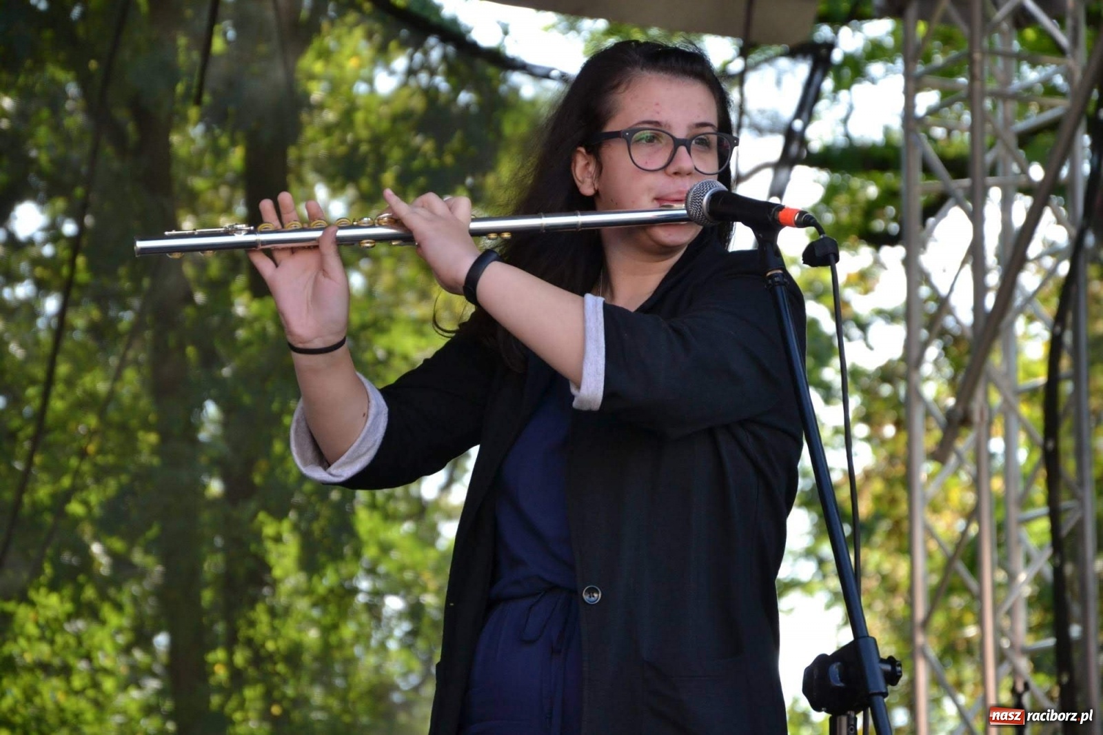 Zdjęcie w galerii na portalu naszraciborz.pl: Młodzież z MDK wystąpiła na zamku [FOTO]  wiadomości z regionu