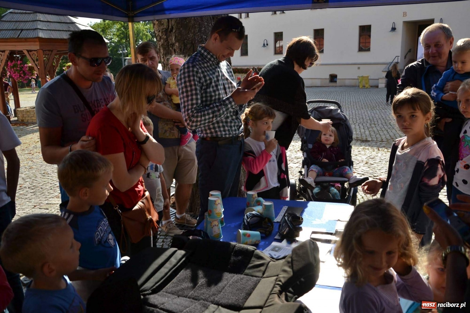 Zdjęcie w galerii na portalu naszraciborz.pl: Młodzież z MDK wystąpiła na zamku [FOTO]  wiadomości z regionu