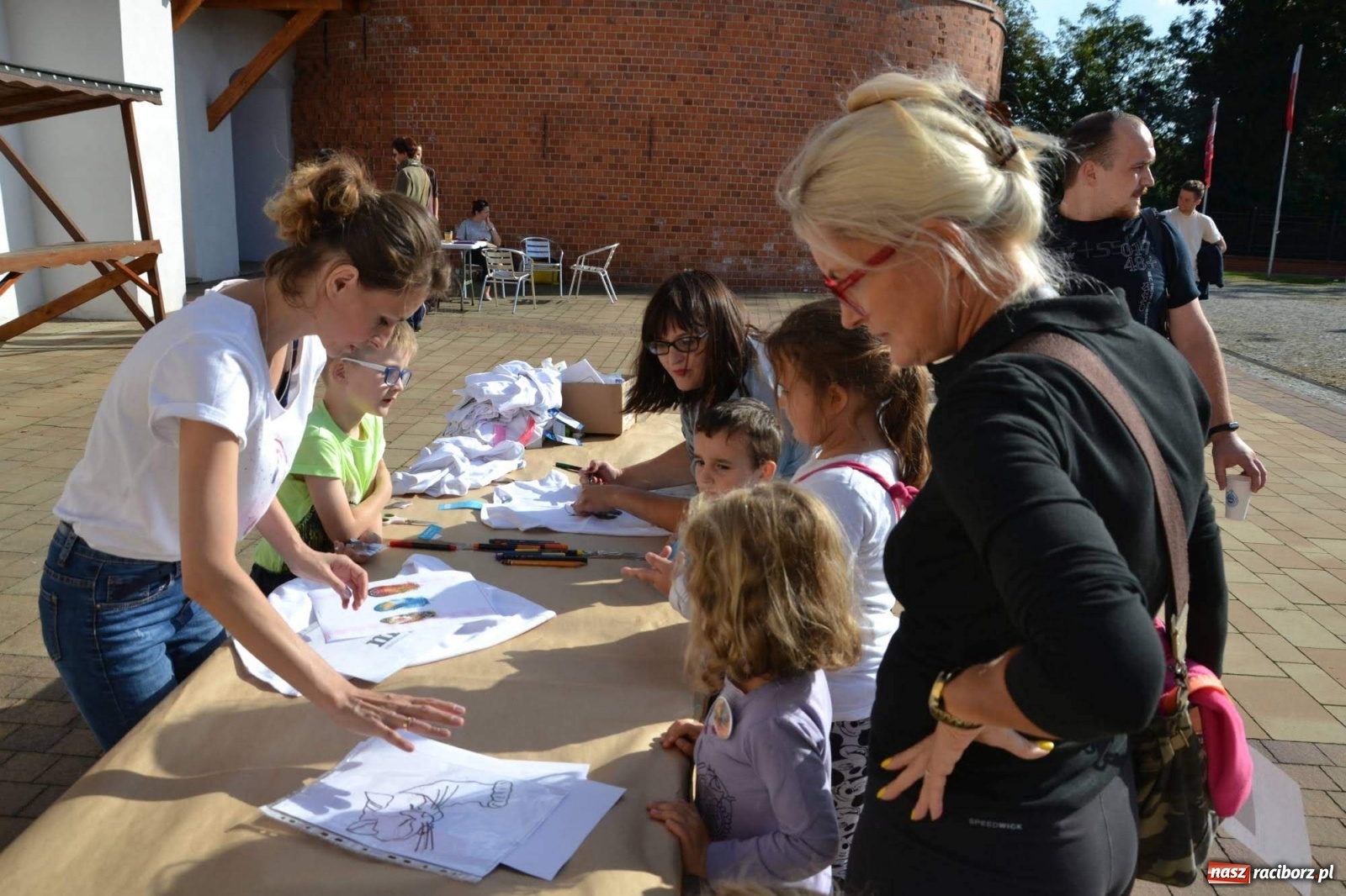 Zdjęcie w galerii na portalu naszraciborz.pl: Młodzież z MDK wystąpiła na zamku [FOTO]  wiadomości z regionu