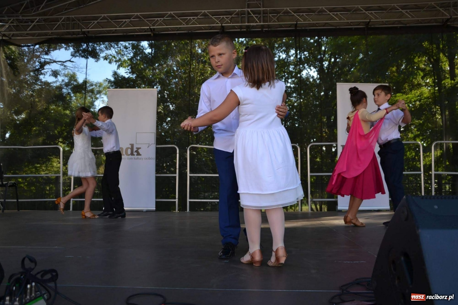 Zdjęcie w galerii na portalu naszraciborz.pl: Młodzież z MDK wystąpiła na zamku [FOTO]  wiadomości z regionu
