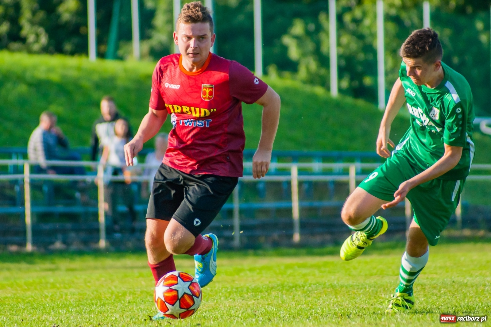 Zdjęcie w galerii na portalu naszraciborz.pl: A klasa. Zameczek Czernica rozbił Rafako [FOTO i WIDEO] wiadomości z regionu