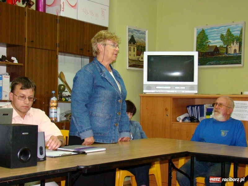 Zdjęcie w galerii na portalu naszraciborz.pl: Kuźniańskie TMZR w hołdzie powstańcom wiadomości z regionu