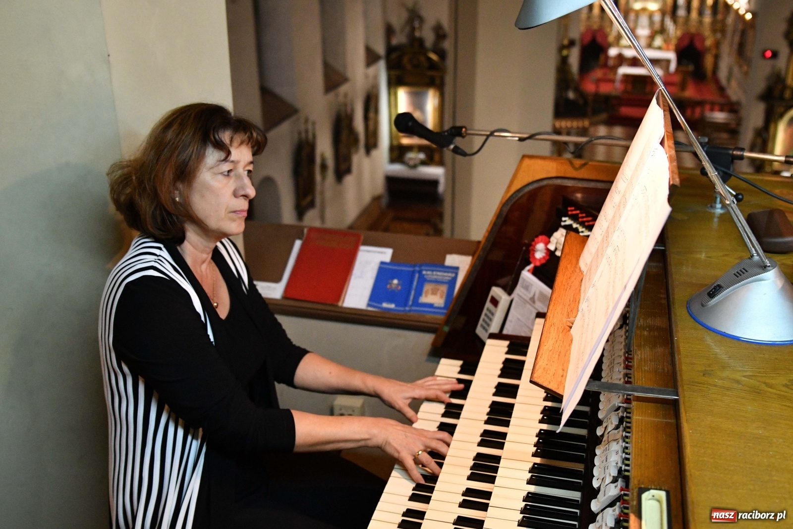 Zdjęcie w galerii na portalu naszraciborz.pl: Gdańscy artyści wystąpili w kościele farnym [FOTO] wiadomości z regionu