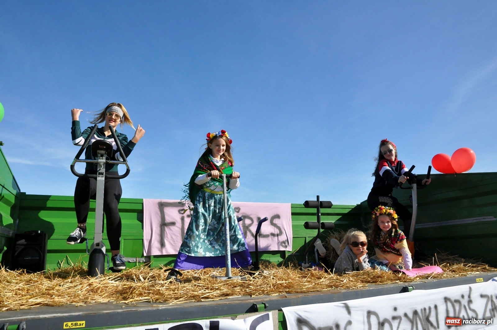 Zdjęcie w galerii na portalu naszraciborz.pl: Mała Miedonia, wielkie dożynki. Racibórz dziękuje za plony [FOTO i WIDEO]  wiadomości z regionu
