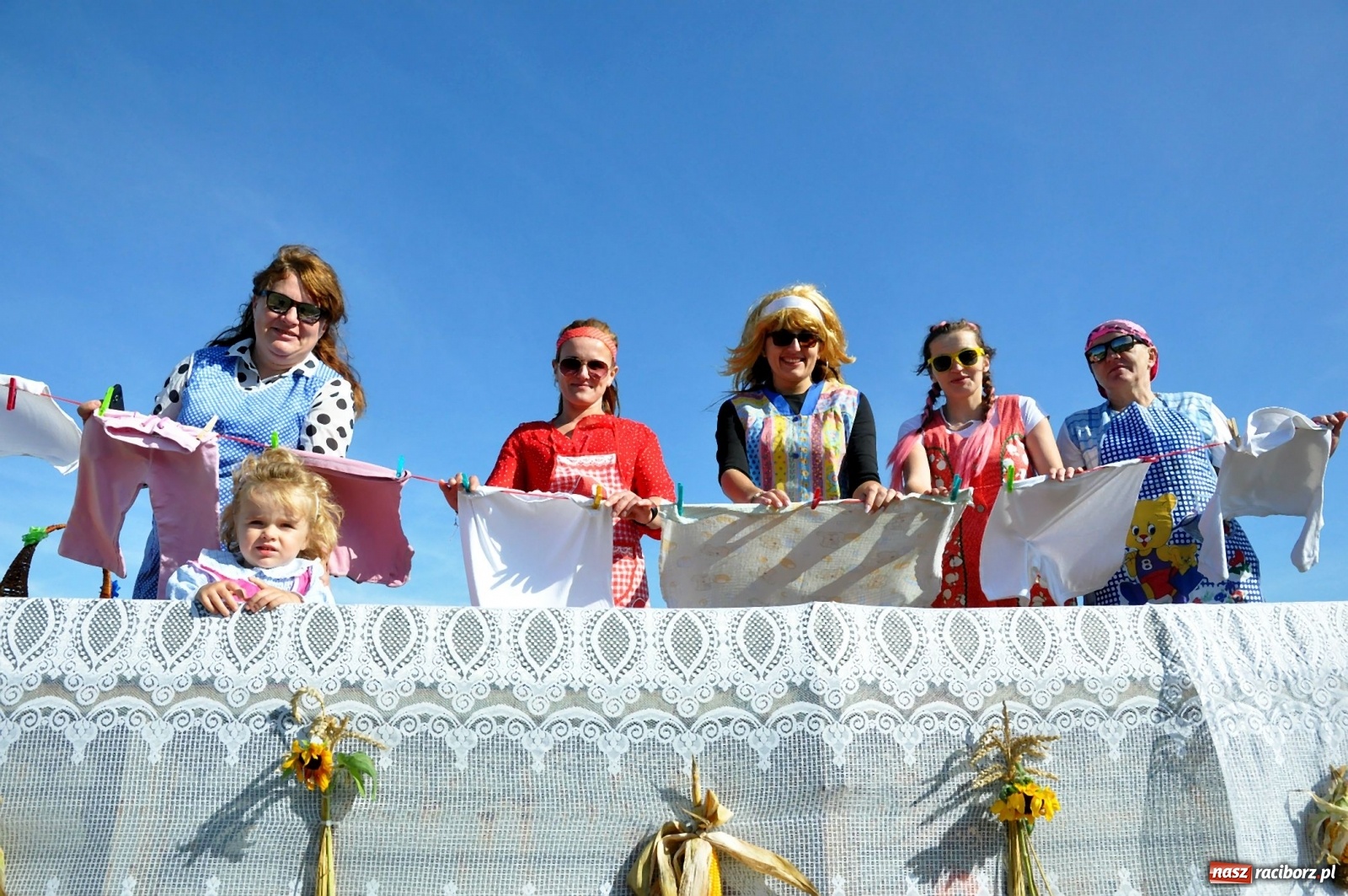 Zdjęcie w galerii na portalu naszraciborz.pl: Mała Miedonia, wielkie dożynki. Racibórz dziękuje za plony [FOTO i WIDEO]  wiadomości z regionu