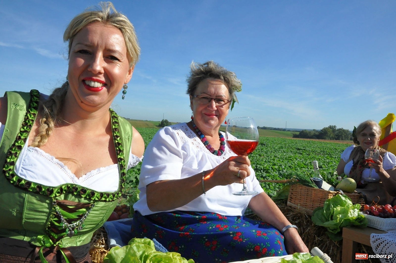 Zdjęcie w galerii na portalu naszraciborz.pl: Mała Miedonia, wielkie dożynki. Racibórz dziękuje za plony [FOTO i WIDEO]  wiadomości z regionu