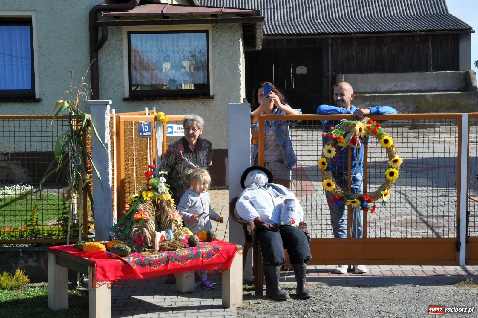 Zdjęcie w galerii na portalu naszraciborz.pl: Mała Miedonia, wielkie dożynki. Racibórz dziękuje za plony [FOTO i WIDEO]  wiadomości z regionu