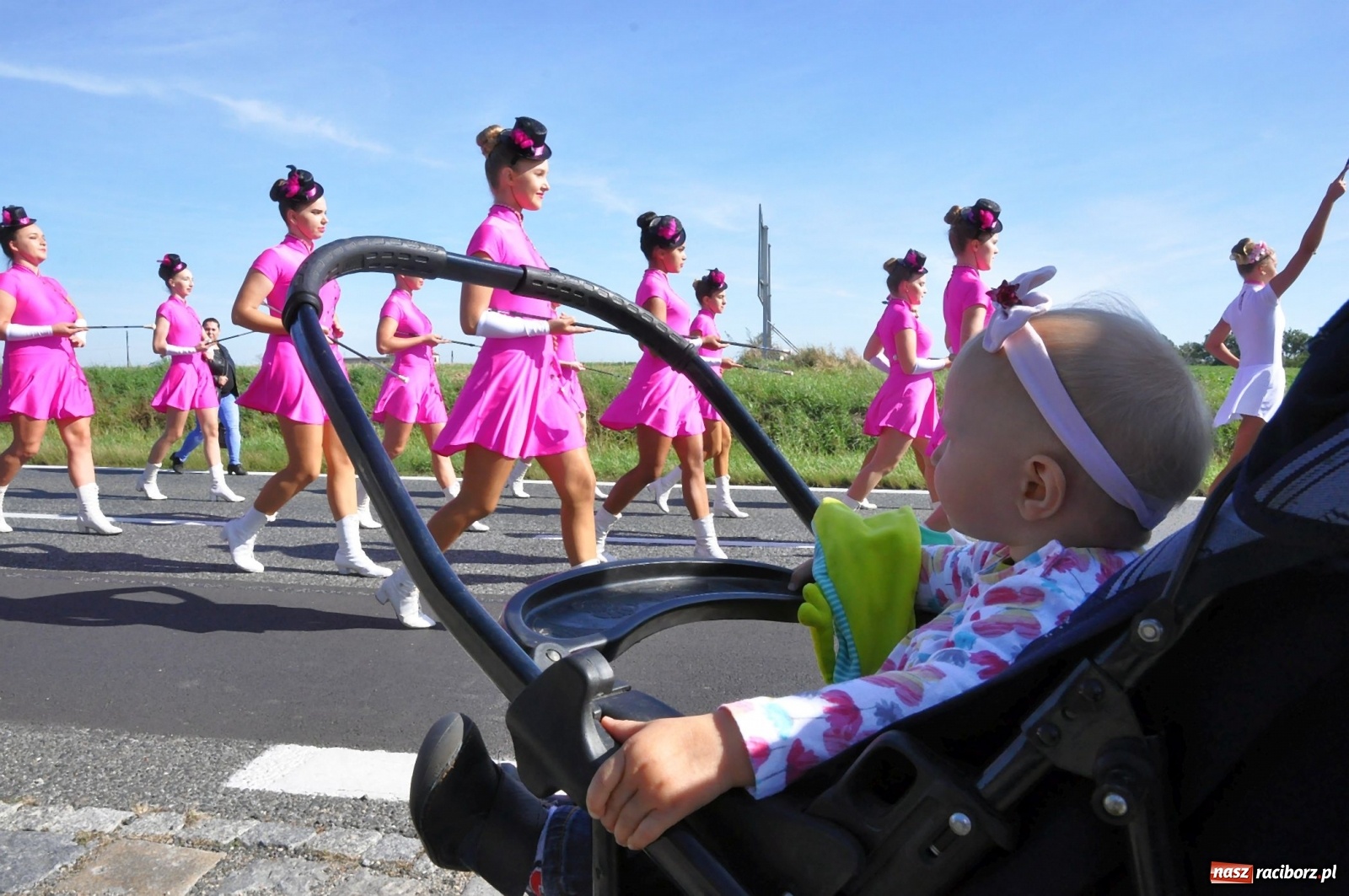 Zdjęcie w galerii na portalu naszraciborz.pl: Mała Miedonia, wielkie dożynki. Racibórz dziękuje za plony [FOTO i WIDEO]  wiadomości z regionu