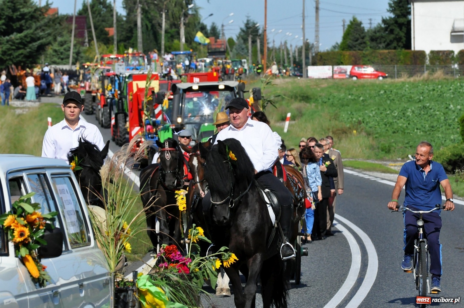 Zdjęcie w galerii na portalu naszraciborz.pl: Mała Miedonia, wielkie dożynki. Racibórz dziękuje za plony [FOTO i WIDEO]  wiadomości z regionu