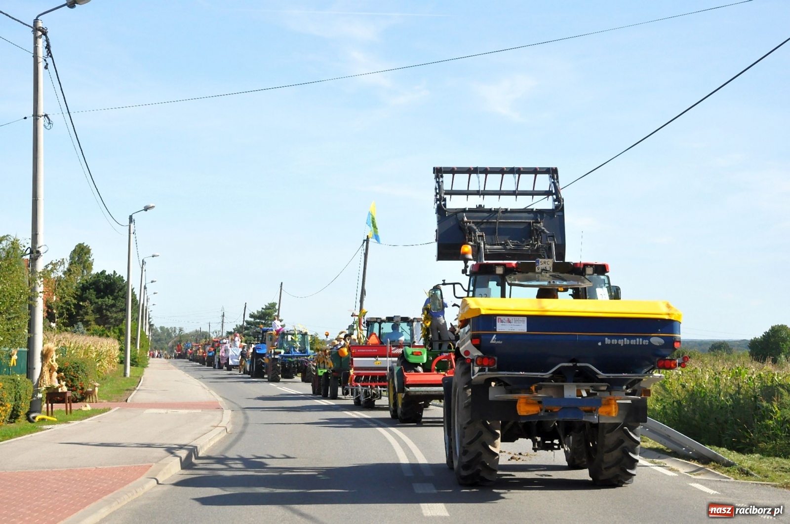 Zdjęcie w galerii na portalu naszraciborz.pl: Mała Miedonia, wielkie dożynki. Racibórz dziękuje za plony [FOTO i WIDEO]  wiadomości z regionu